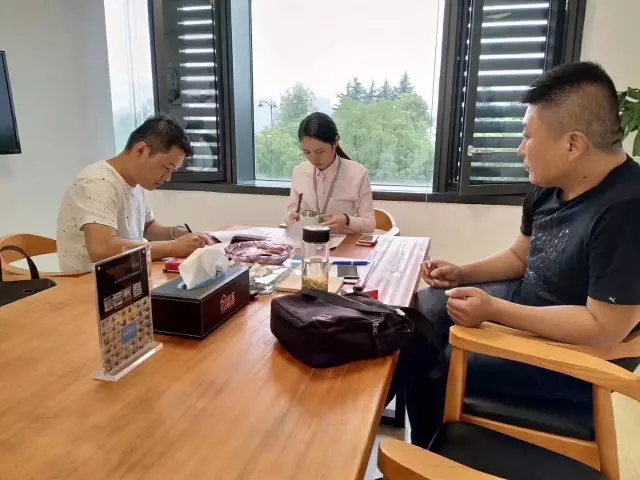 熱烈祝賀泰州姜堰李總、王總簽約創(chuàng)綠家！