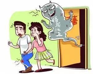 新房入住十天英俊小伙變憔悴不堪，新房裝修后如何除甲醛您必須了解！