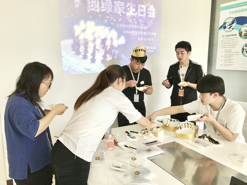【10月生日會(huì)】我們的創(chuàng)綠家溫暖、開心，還有傳承！