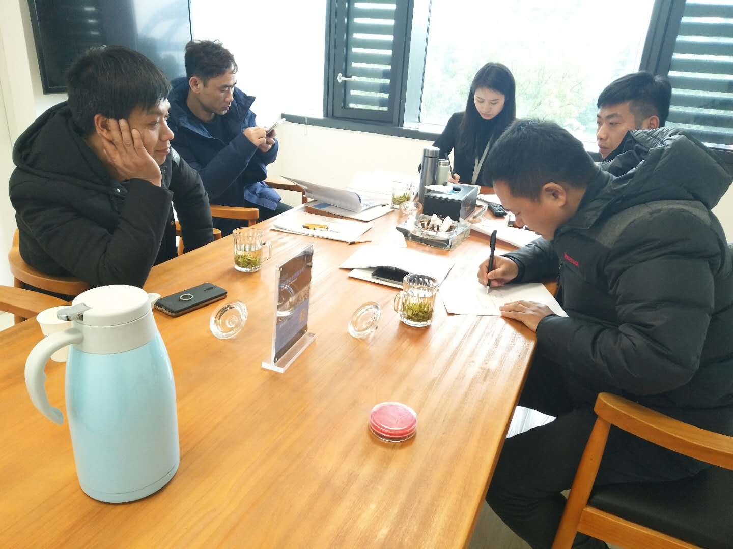 熱烈祝賀姚總、溫總團隊簽約創(chuàng)綠家南京市區(qū)級代理！