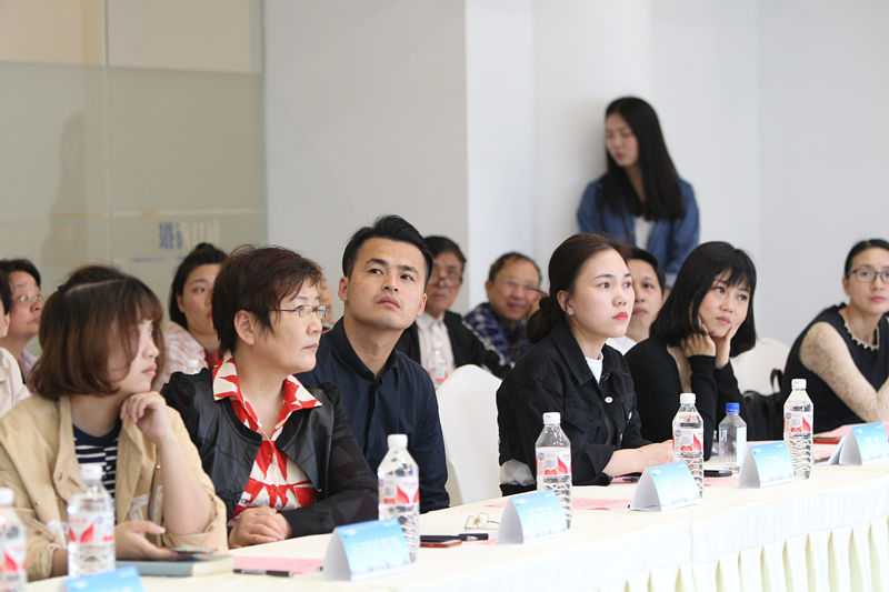 創(chuàng)綠家環(huán)保應(yīng)邀參加2018中國透明工廠評(píng)選啟動(dòng)儀式！