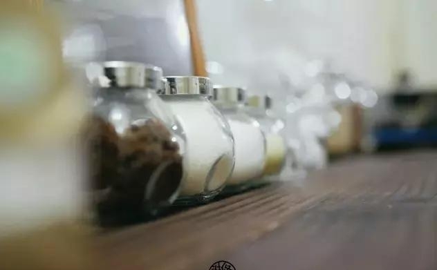 21天3000元重裝出租屋 除甲醛莫忘記！