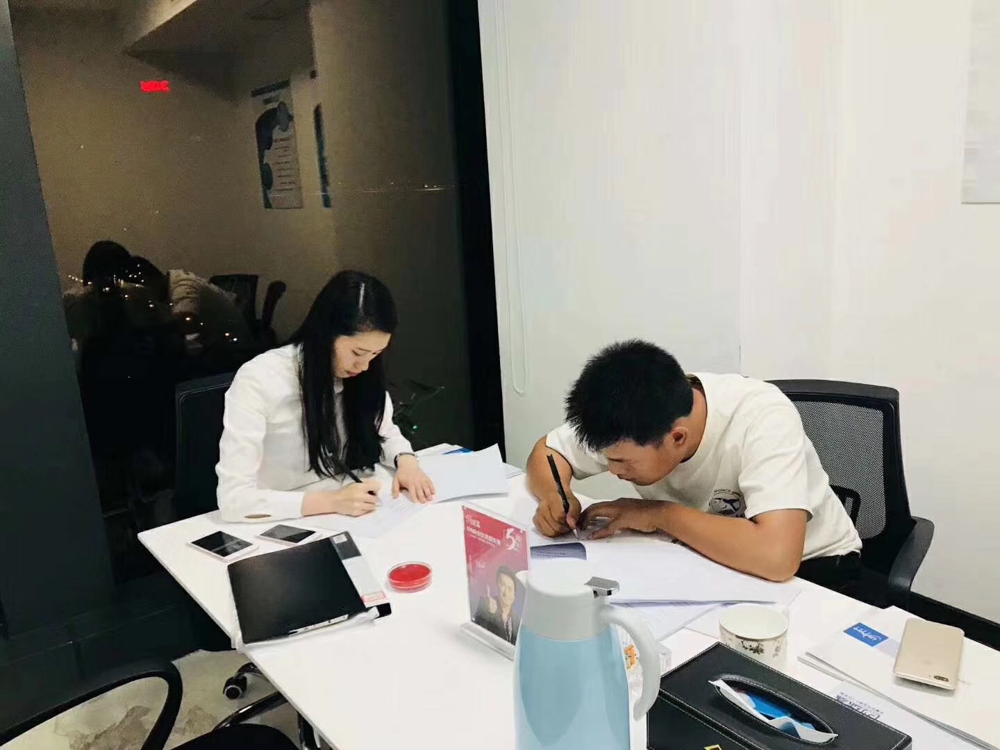熱烈祝賀楊總簽約創(chuàng)綠家遵義市區(qū)級(jí)代理！