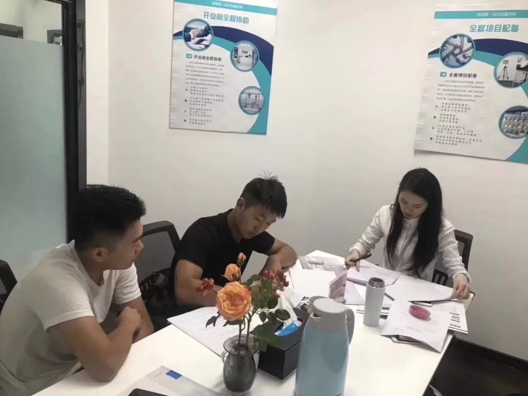 熱烈祝賀徐總簽約創(chuàng)綠家寧波市區(qū)級代理！
